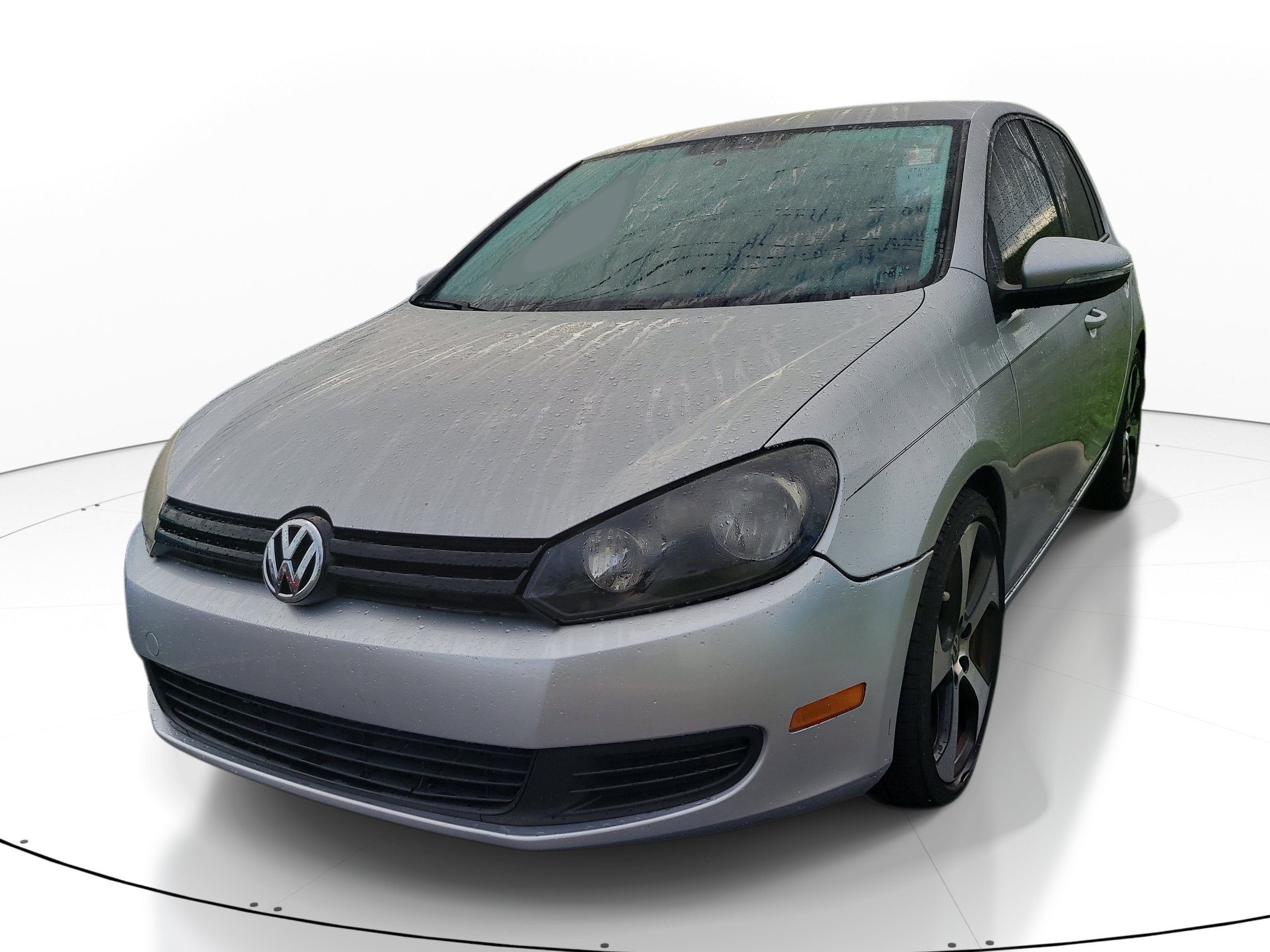 Used 2013 Volkswagen Golf 4-Door FWD image 3