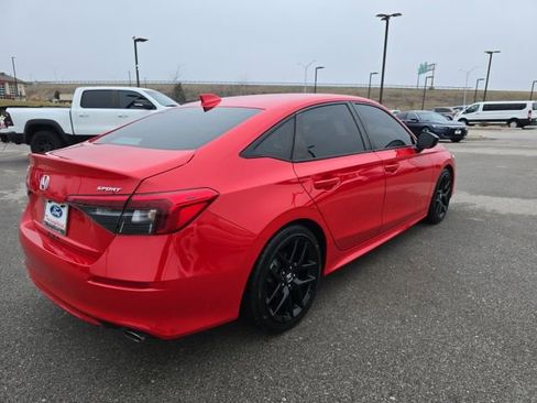 Used 2023 Honda Civic Sport image 5