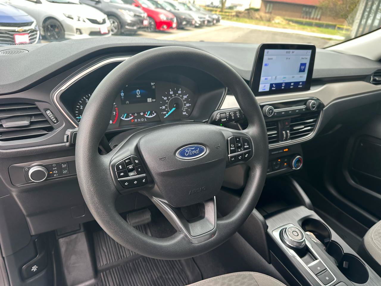 Used 2022 Ford Escape SE AWD/4WD image 3