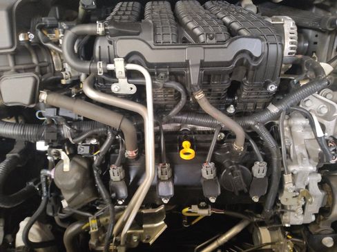 Used 2024 Nissan Altima 2.5 SR w/ SR Premium Package FWD image 30