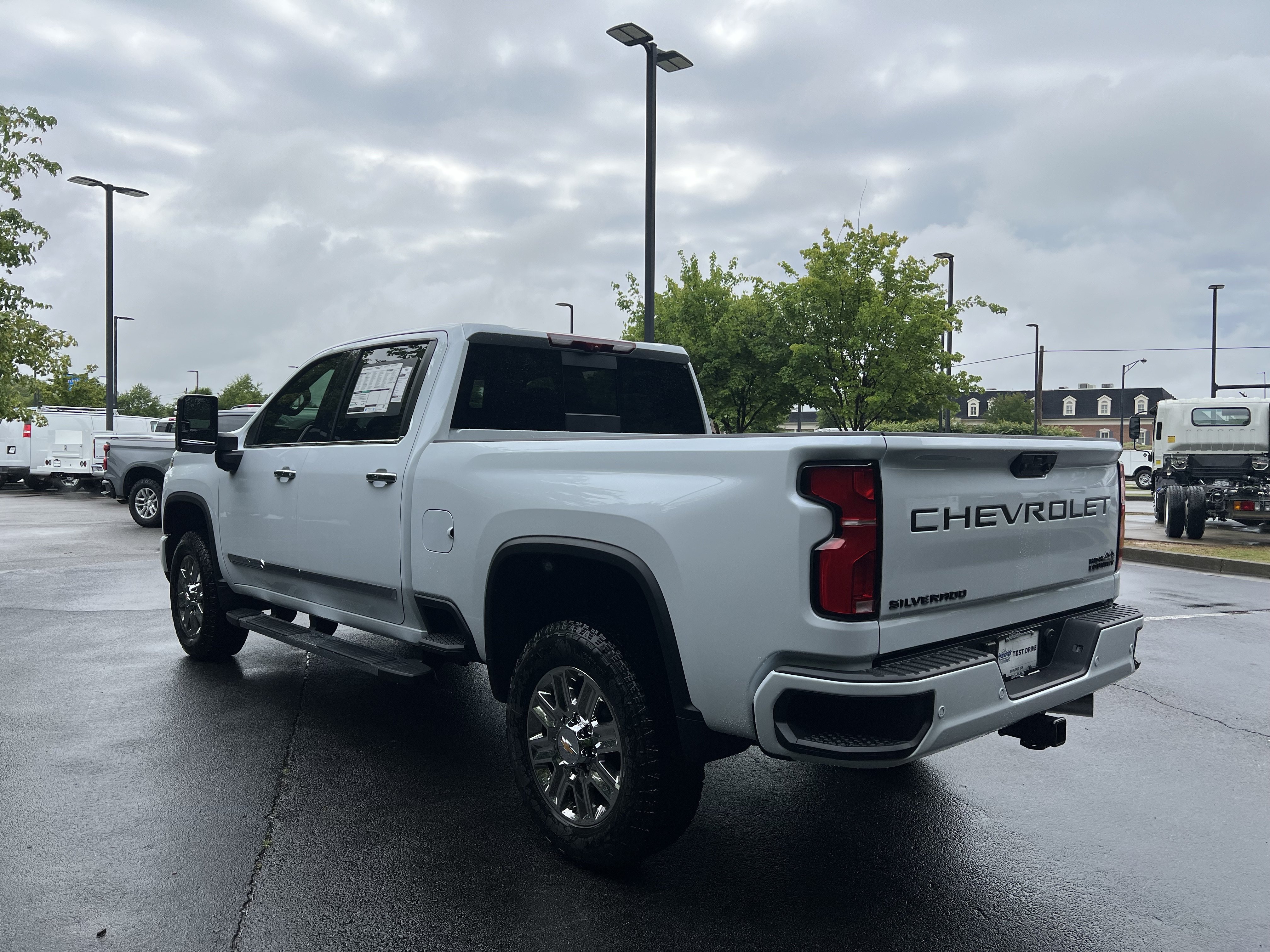 New 2026 Chevrolet Silverado 2500 High Country w/ High Country Premium Package AWD/4WD image 7