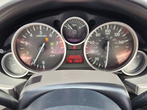 Used 2010 MAZDA MX-5 Miata Grand Touring w/ Premium Pkg RWD image 19