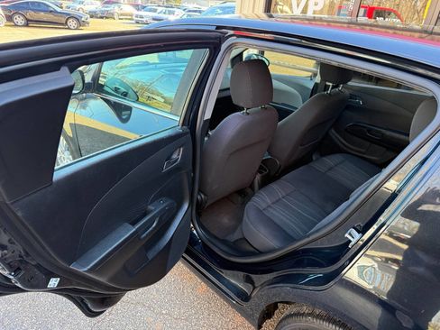 Used 2015 Chevrolet Sonic LT image 12