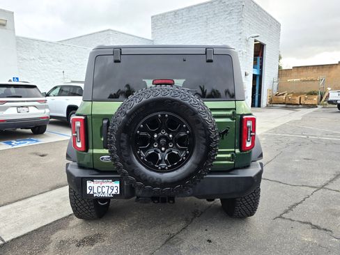 Used 2023 Ford Bronco Wildtrak image 4