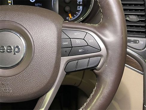 Used 2018 Jeep Grand Cherokee Overland image 43