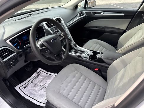 Used 2014 Ford Fusion S image 5