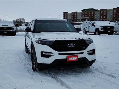 Used 2022 Ford Explorer ST w/ Equipment Group 401A image 3