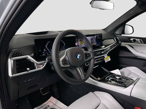 New 2026 BMW X5 xDrive40i w/ M Sport Package image 9