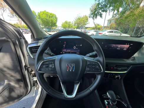 Used 2025 Buick Encore GX Preferred FWD image 33