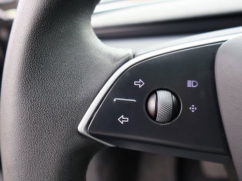 Used 2024 Tesla Model 3 Standard Range image 43