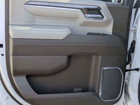 Certified 2023 Chevrolet Silverado 1500 LTZ w/ LTZ Premium Package image 15