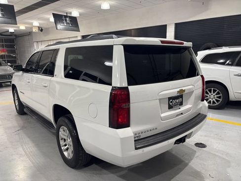 Used 2017 Chevrolet Suburban LT AWD/4WD image 8