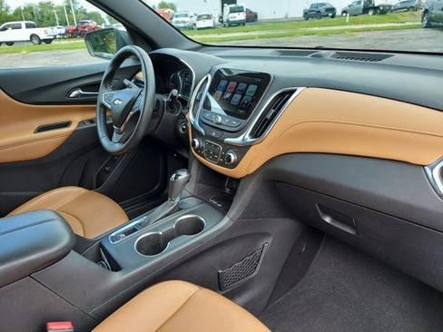Used 2018 Chevrolet Equinox Premier image 25