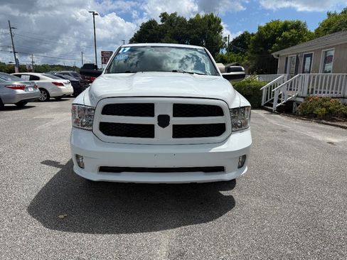 Used 2017 RAM 1500 Express AWD/4WD image 2