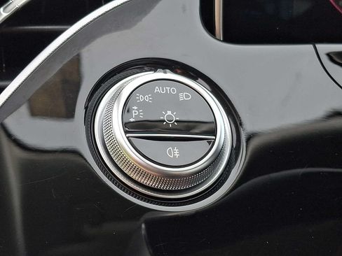 Used 2024 Mercedes-Benz E 350 4MATIC Sedan image 20