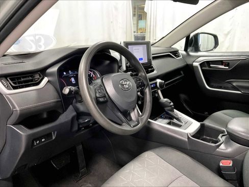 Used 2023 Toyota RAV4 XLE image 8