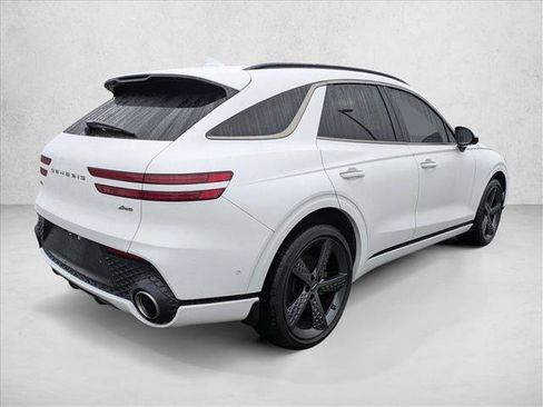 Used 2022 Genesis GV70 2.5T w/ Sport Prestige Package AWD/4WD image 5