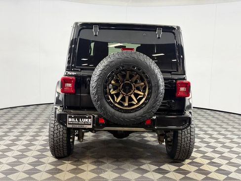 Used 2021 Jeep Wrangler Unlimited Sahara AWD/4WD image 9