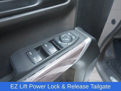 Used 2021 Chevrolet Silverado 1500 LT AWD/4WD image 19