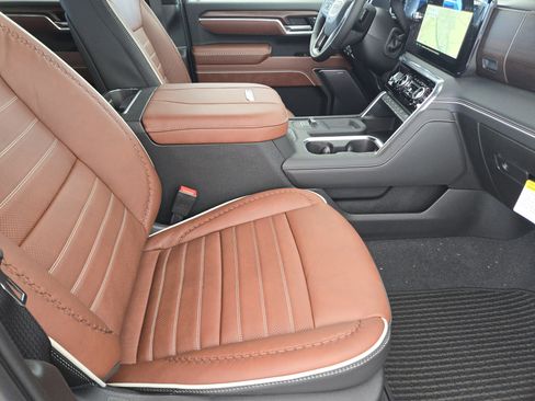 New 2026 GMC Sierra 3500 Denali Ultimate image 11