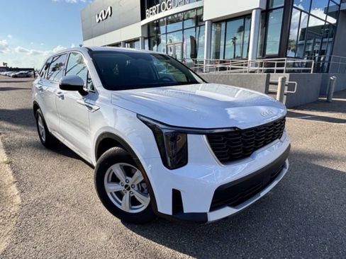 New 2026 Kia Sorento LX image 1