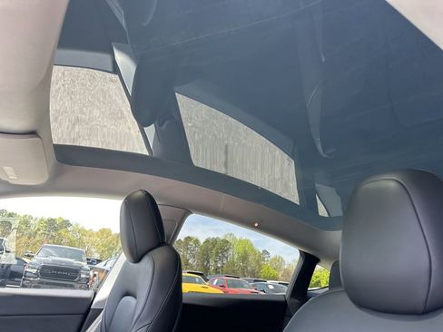 Used 2021 Tesla Model Y Performance image 5