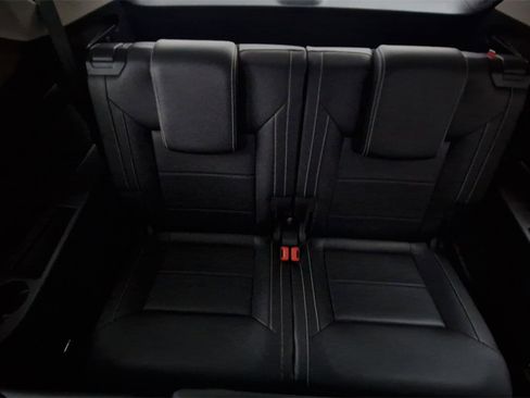 Used 2021 Volkswagen Atlas SE w/ Panoramic Sunroof Package image 23