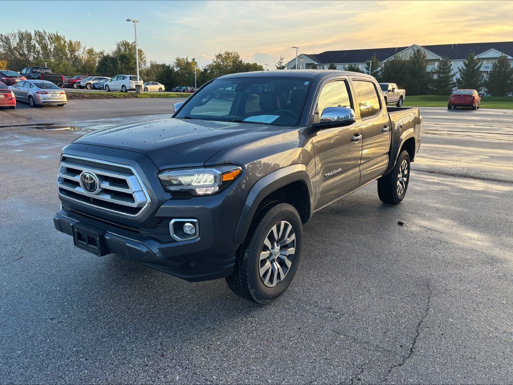 Used 2023 Toyota Tacoma Limited AWD/4WD image 2