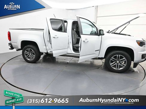 Used 2020 Chevrolet Colorado W/T w/ Custom Special Edition AWD/4WD image 38