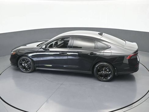 Used 2025 Honda Accord SE image 45