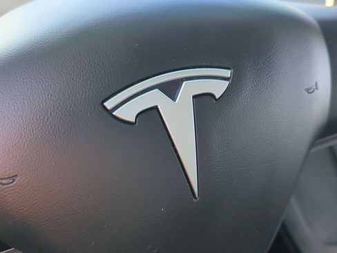 Used 2021 Tesla Model 3 Long Range image 29