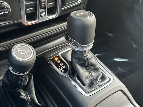 New 2026 Jeep Gladiator Sport AWD/4WD image 19
