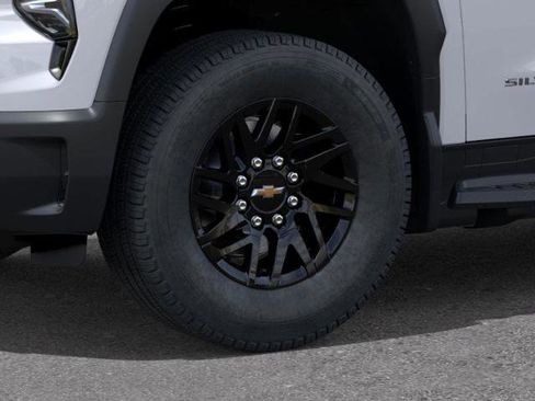 New 2026 Chevrolet Silverado EV LT image 34