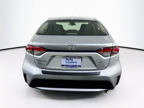 Used 2020 Toyota Corolla LE w/ LE Convenience Package FWD image 6