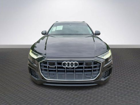 Used 2019 Audi Q8 Prestige w/ Luxury Package AWD/4WD image 2
