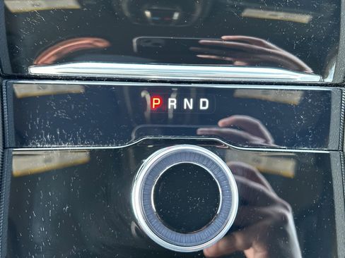 New 2024 Jeep Grand Cherokee Altitude image 17