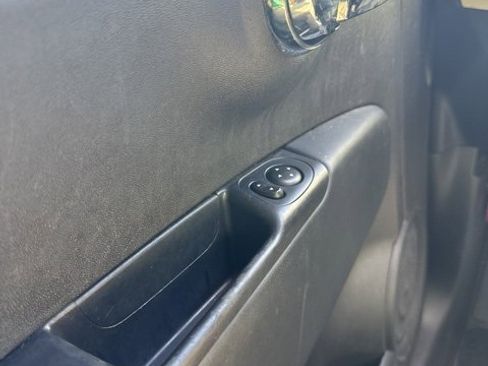 Used 2015 FIAT 500 e w/ Esport Package image 16