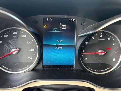 Used 2020 Mercedes-Benz GLC 300 w/ Multimedia Package image 24