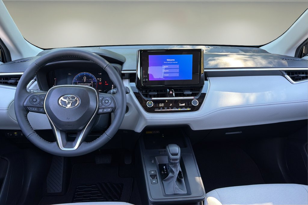 New 2026 Toyota Corolla Cross LE w/ Moonroof Package FWD image 14