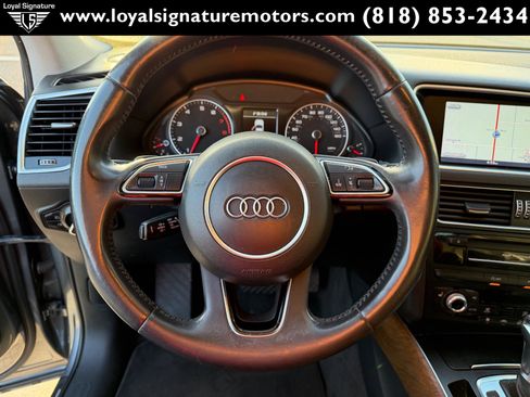 Used 2013 Audi Q5 3.0T Prestige image 29
