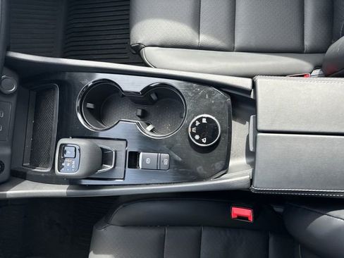 Used 2026 Nissan Rogue SV w/ SV Premium Package image 20