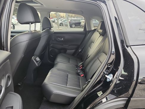 New 2026 Honda HR-V EX-L image 6
