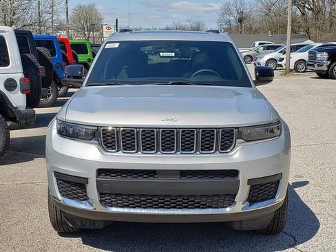 New 2025 Jeep Grand Cherokee L Laredo AWD/4WD image 5