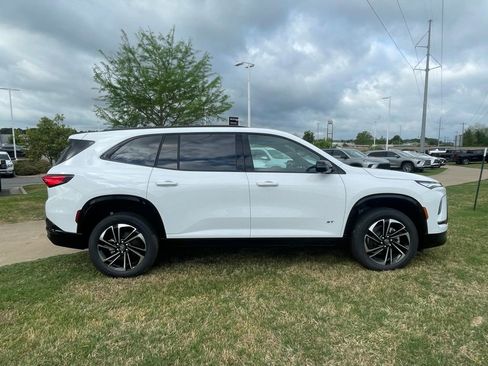 New 2026 Buick Enclave Sport Touring w/ Power Package FWD image 9