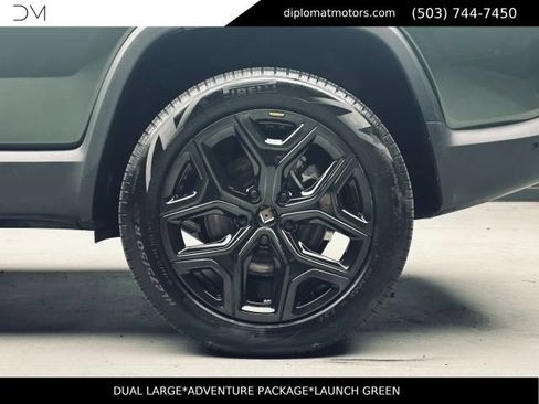 Used 2024 Rivian R1S Adventure AWD/4WD image 42