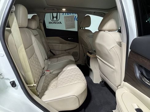 Used 2019 Nissan Murano Platinum FWD image 33