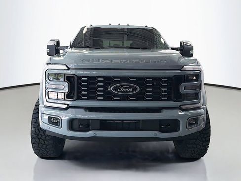 Used 2025 Ford F450 Platinum w/ Platinum Plus Package AWD/4WD image 2