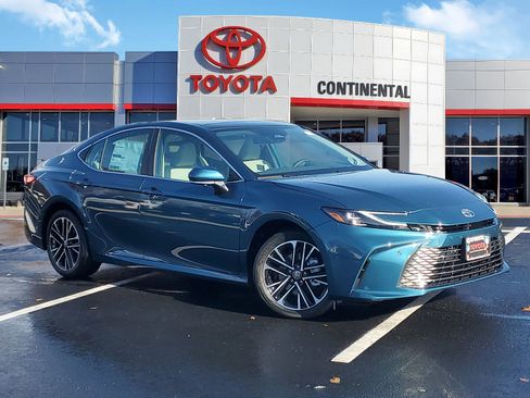 New 2026 Toyota Camry XLE image 1