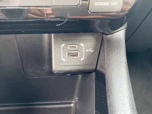 Used 2023 Jeep Compass High Altitude AWD/4WD image 16