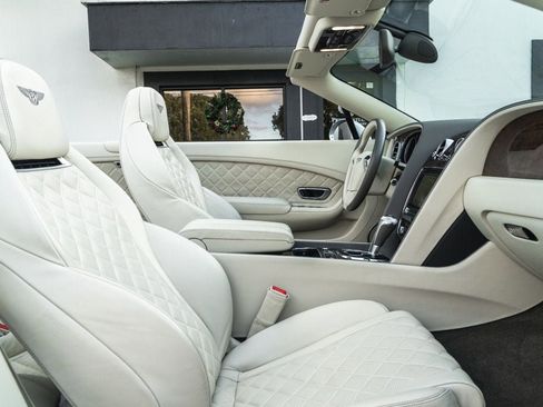 Used 2017 Bentley Continental GT V8 S image 22